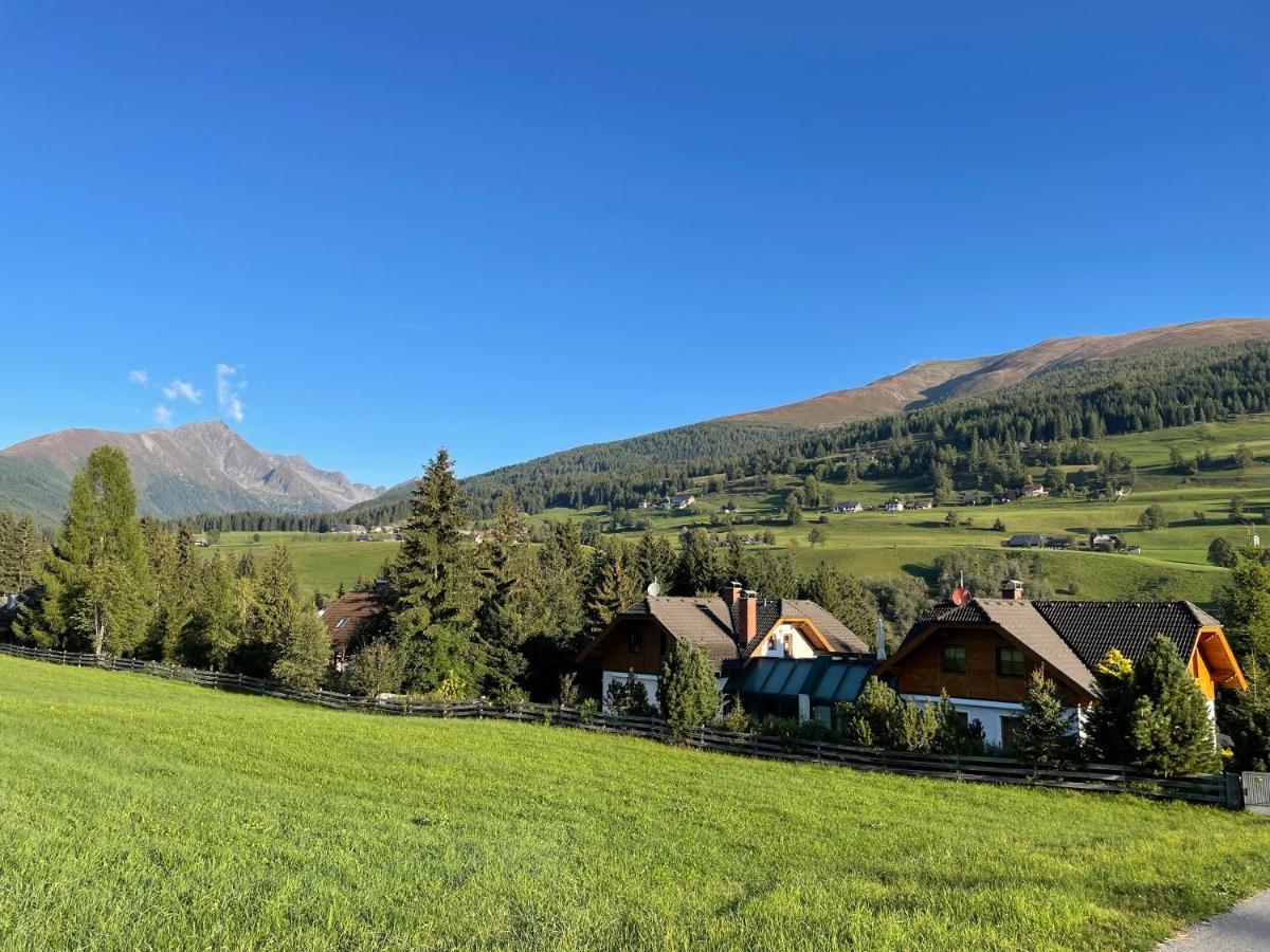 Ferienhaus Alpenblick Krakauschatten エクステリア 写真