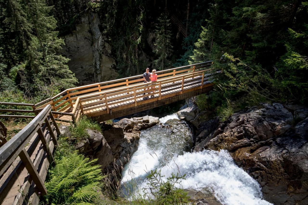 Ferienhaus Alpenblick Krakauschatten エクステリア 写真